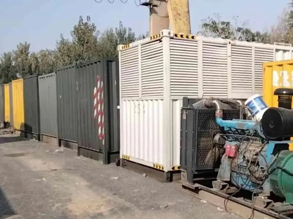 大悟200KW柴油发电机机组每小时油耗是多少？