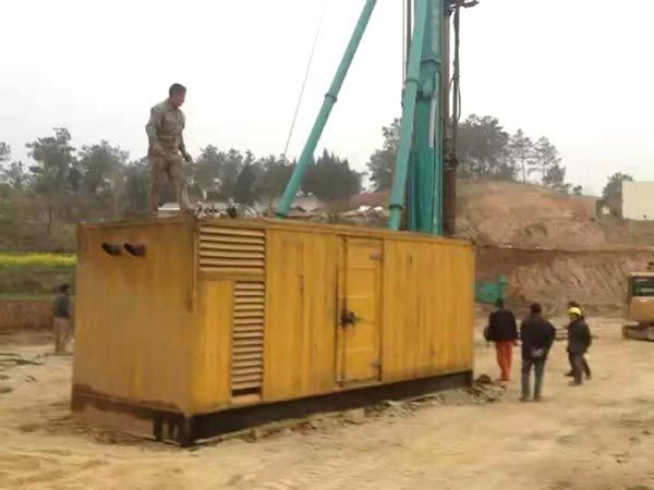 大悟如何判断水冷式机油散热器密封件是否需要更换？